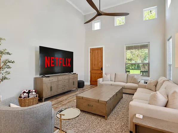 105 Anderson St #Id1328059p, College Station, TX 77840