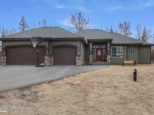 6301 W Creeksedge Dr, Wasilla, AK 99623