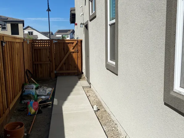 3168 Needham Ave #3168, Lathrop, CA 95330