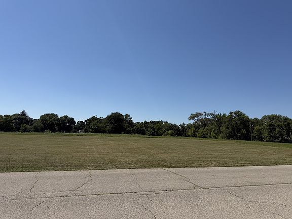 4th image of 353 S Division St Lot 3
