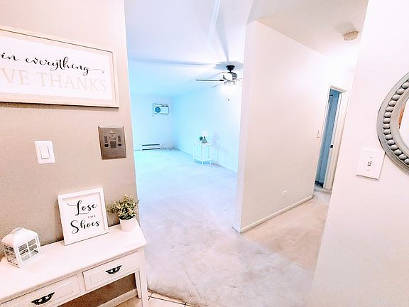 3rd image of 2403 N Kennicott Dr APT 1D