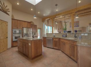 20 Bluebird Rd, Placitas, NM 87043