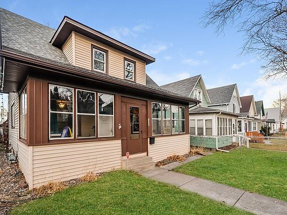 2nd image of 853 Margaret St