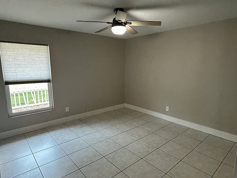 208 Atlas Ln #1 — Photo 5