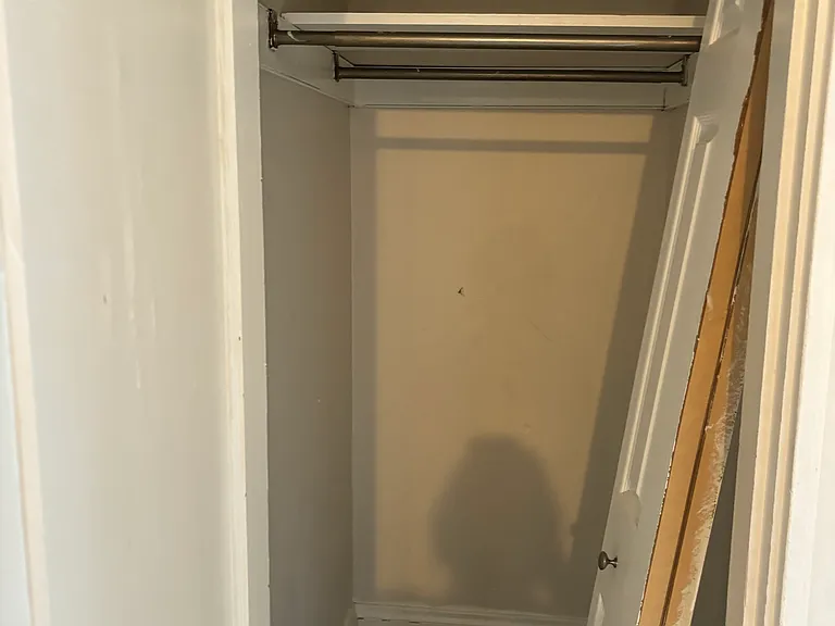 856 Western Ave #2R — Photo 4