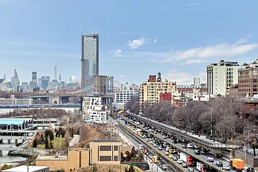 360 Furman Street, #724