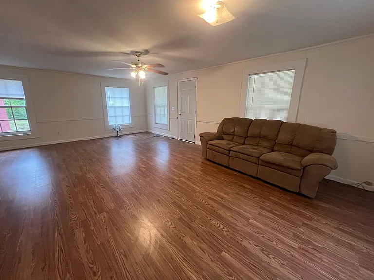 255 NE Peachtree St — Photo 6