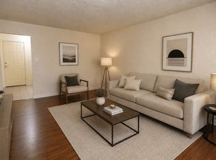1382-1394 Boston St #1390, Aurora, CO 80010