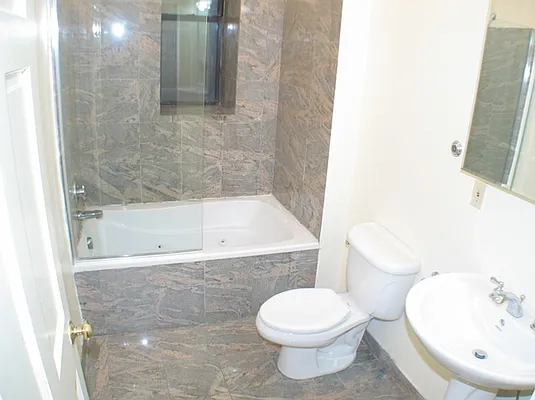 Rented by Living New York | media 18