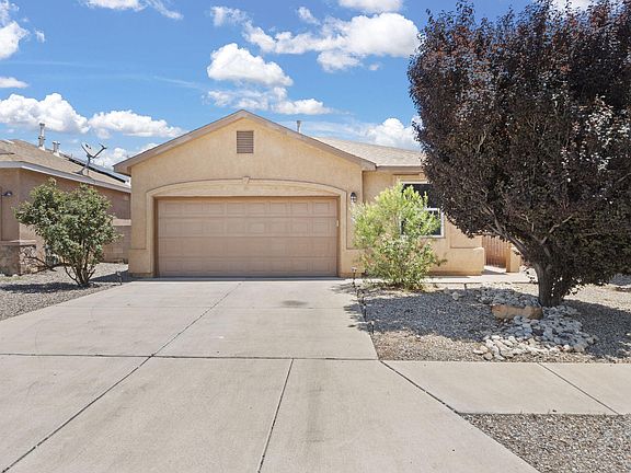 2nd image of 860 Kipuka Dr NW