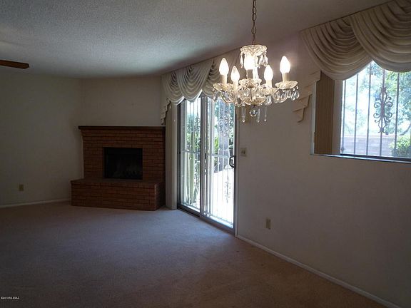 4th image of 1225 N Tracy Ave