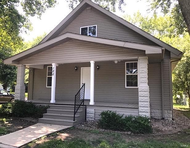 1st image of 188 School St