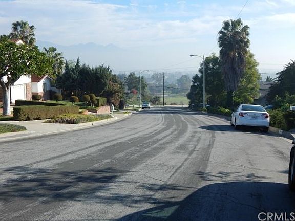 3rd image of 16332 Paseo De Rocha Dr