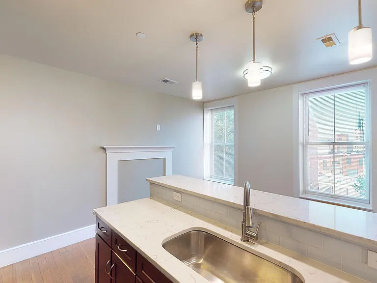 105 Peete St — Photo 14