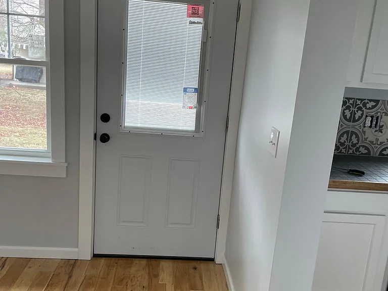 1884 Castle Dr — Photo 14