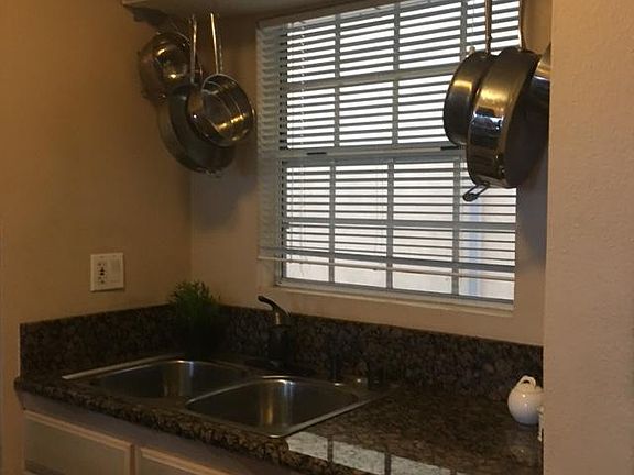 3rd image of 1201 Belmont Ave APT 202