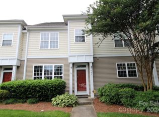 2483 Loch Stone Dr, Gastonia, NC 28054