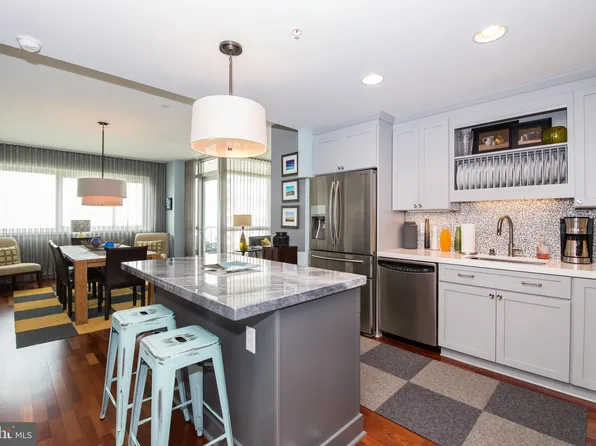 901 N Penn St Unit F910, Philadelphia, PA 19123