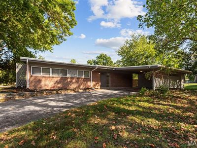 2463 Saint Giles Rd, Saint Louis, MO, 63122