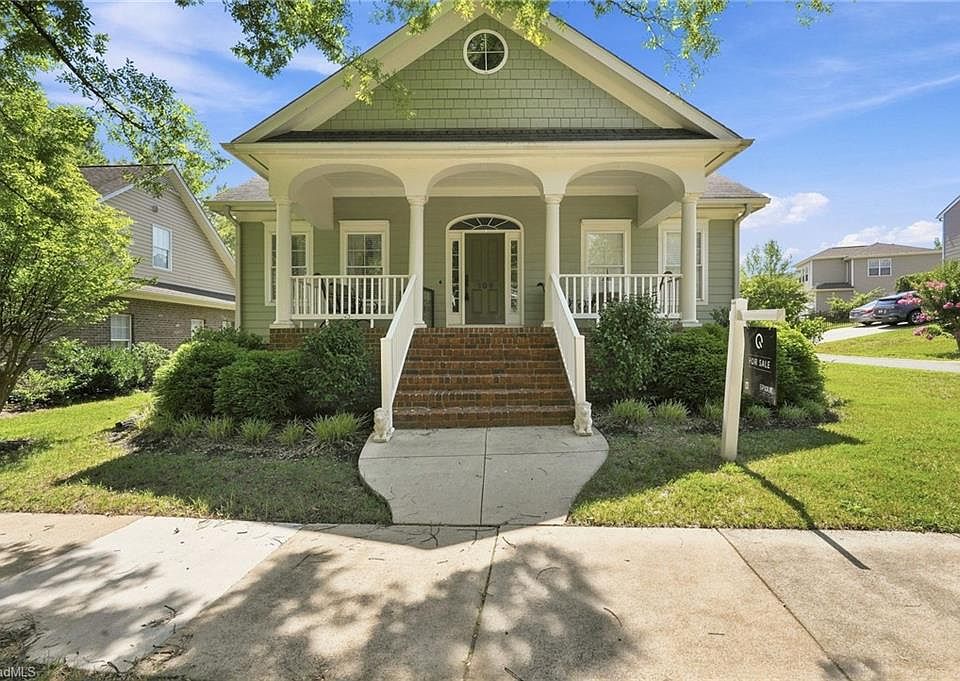 1st image of 109 Rosewalk Ln
