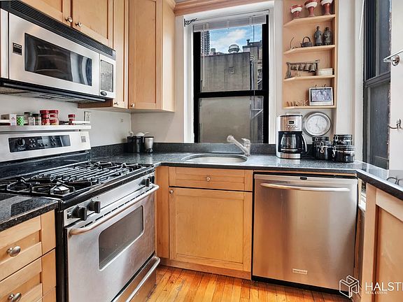 4th image of 357 W 55th St #5/6A