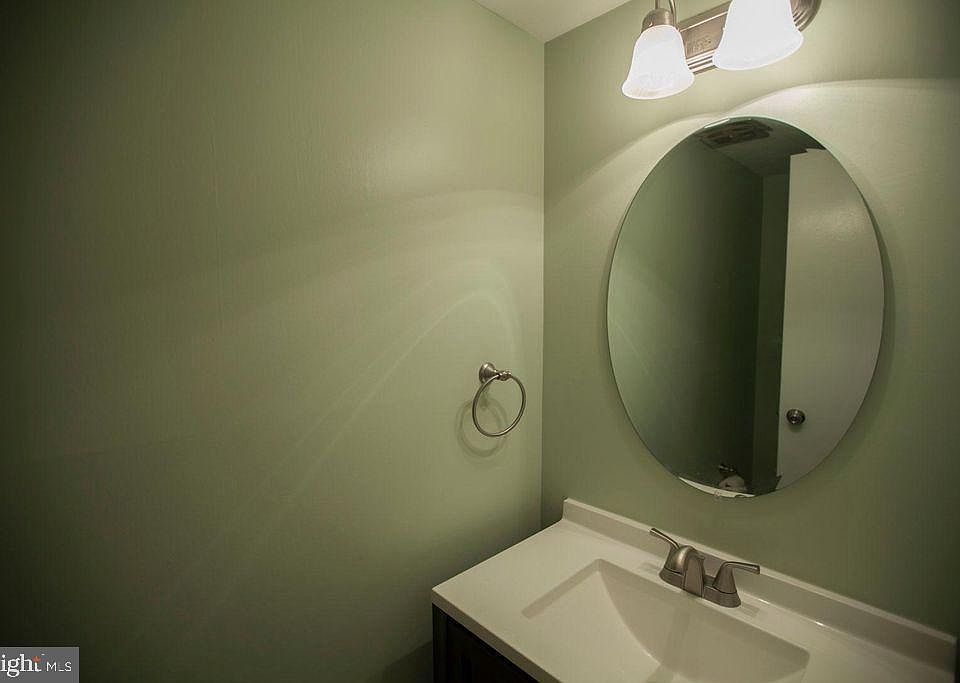 1st image of 3788 Persimmon Cir