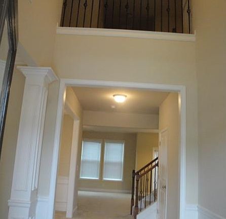 3rd image of 611 E Fork Shady Dr NW