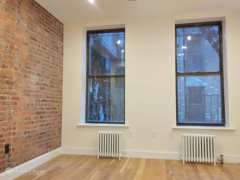 2nd image of 407 W 44th St APT 2W