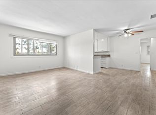 3100 W 99th St #6, Inglewood, CA 90305