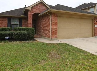 10426 Whisper Bluff Dr, Humble, TX 77396