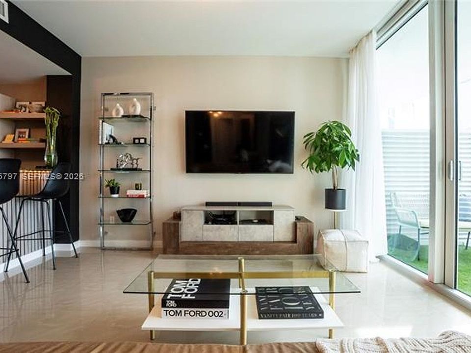 1st image of 300 S Biscayne Blvd #T-3307