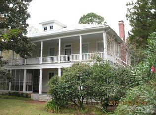 720 Ribaut Rd APT 1, Beaufort, SC 29902