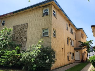 824 N Austin Blvd APT 3E, Oak Park, IL, 60302