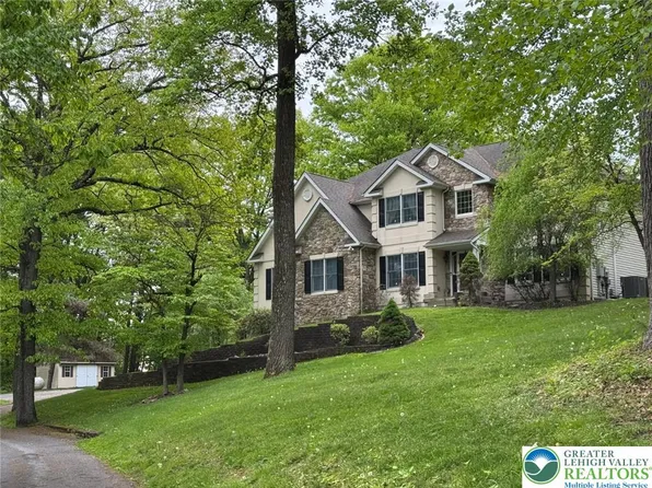 1200 Paxinosa Rd E, Easton, PA 18040