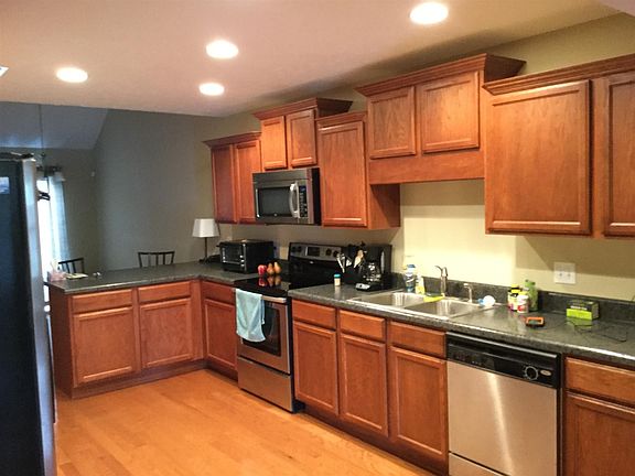 3rd image of 4144 Empire Maker Way