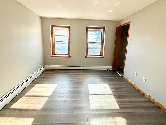 5th image of 17 Brown St #2RR