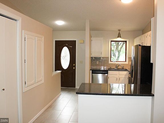 5th image of 3416 Willow Ct