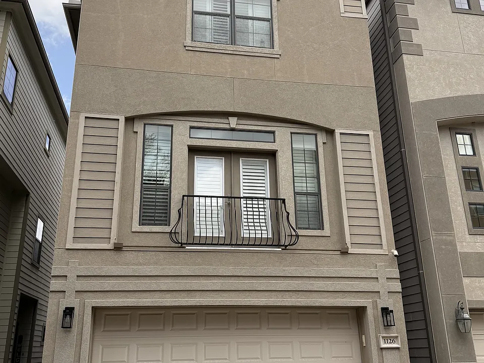 1126 Hempstead Villa Ln