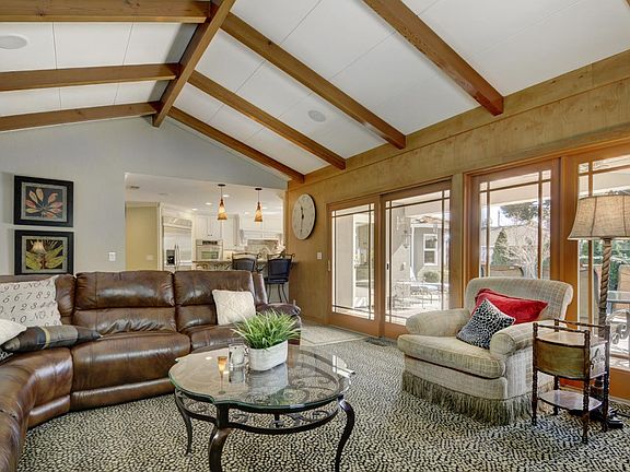 5th image of 1698 Laurelwood Dr