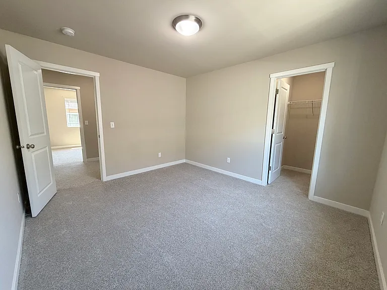 9229 5th Dr SE — Photo 13