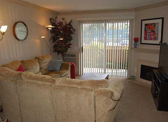 4th image of 205 Woodland Pkwy Unit 134