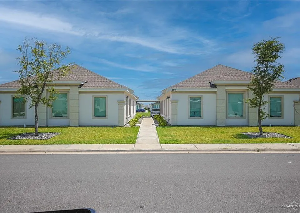 5601 Sandpiper Ave