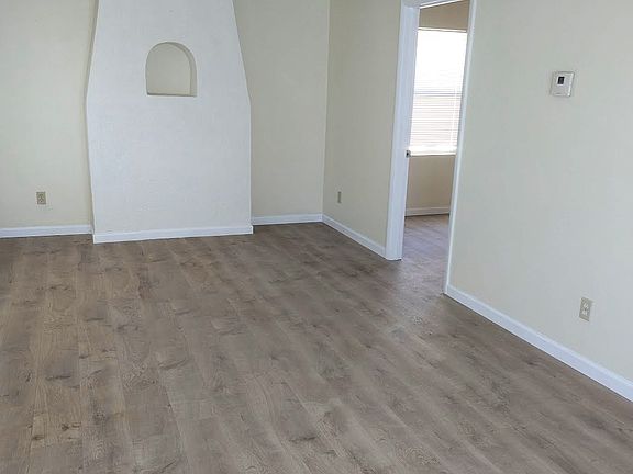 4th image of 2705 E Brill St