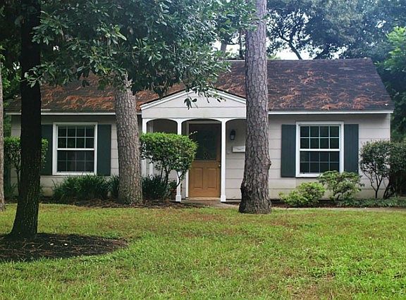 2nd image of 1059 Gardenia Dr
