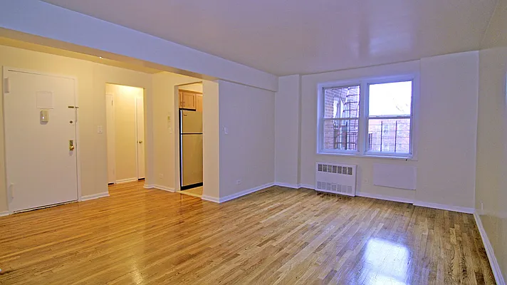 Rented by Tryax Realty Management | media 14