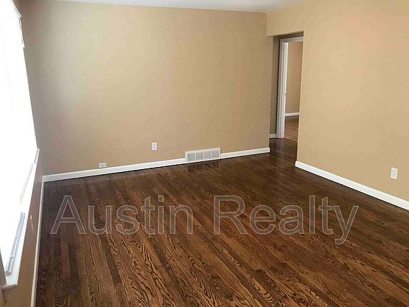 2nd image of 830 Florland Dr
