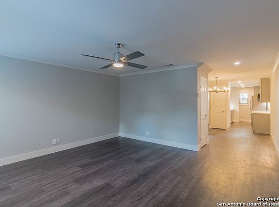 2nd image of 2718 Old Field Dr APT 504