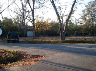 828 Cooper Dr NE, Dawson, GA 39842