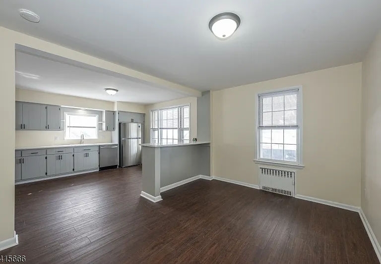 71 Washington St — Photo 2