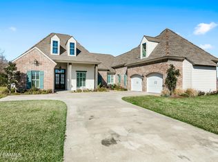 608 N Montauban Dr, Lafayette, LA 70507